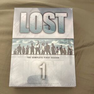 Lost The Complete First Season DVD set